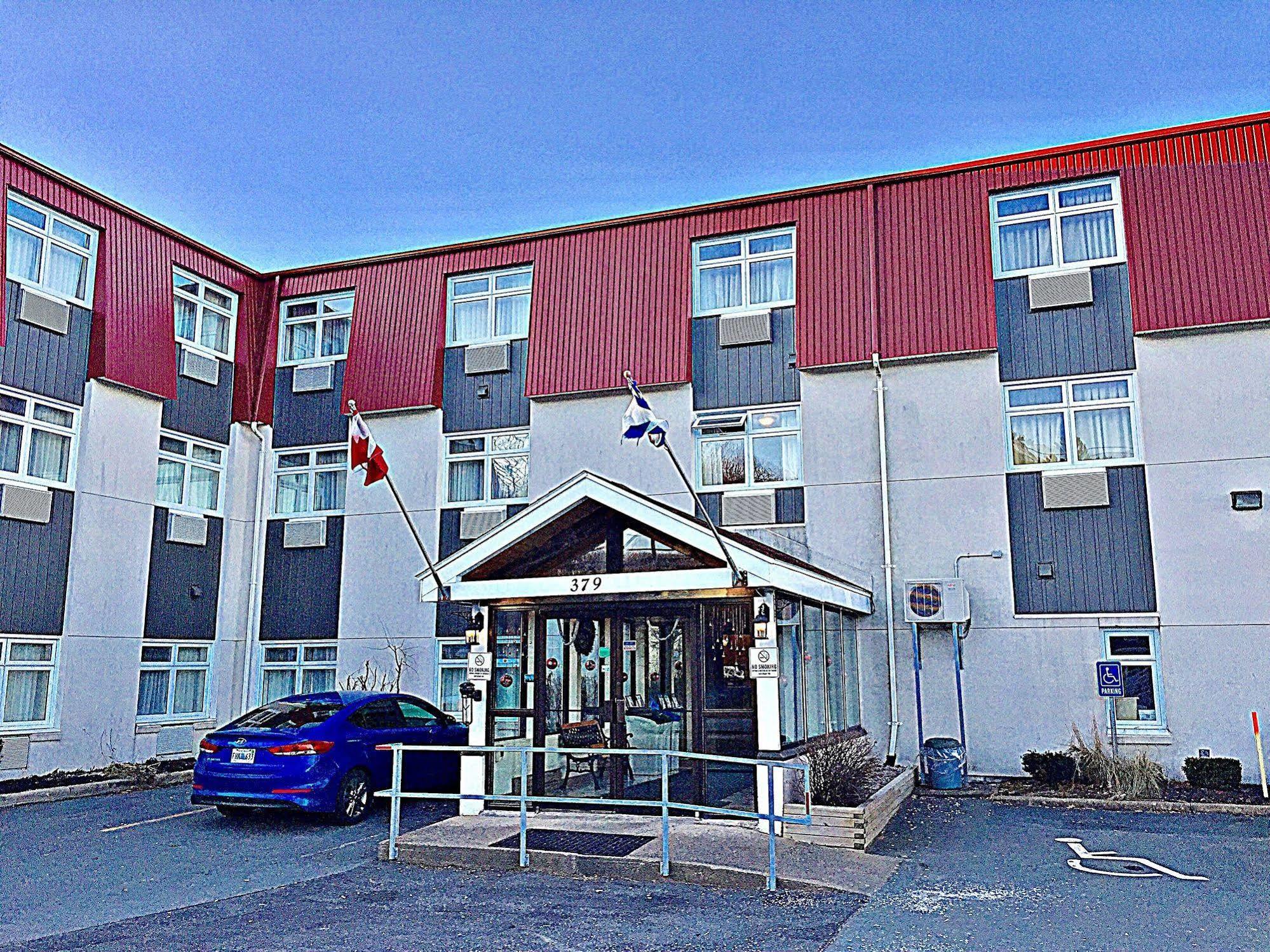 Coastal Inn Dartmouth Exterior photo